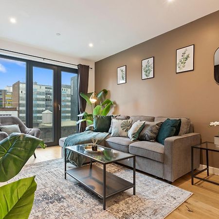 Shanti Suite - 2Bed 2Bath City Centre - Wifi - Netflix- Parking- Modern- Perfect For Family, Contractors, Leisure, Business By Shanti Nights Birmingham Extérieur photo